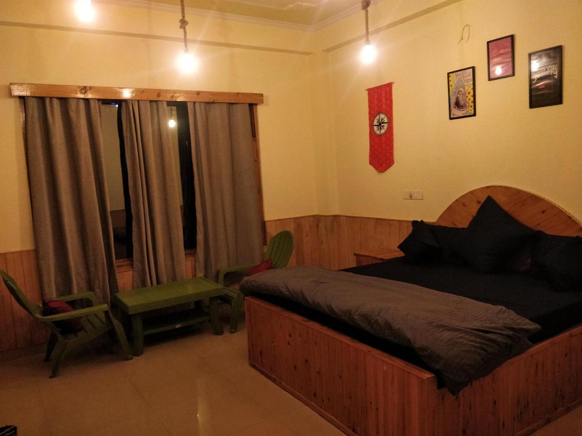 Perkup Hostel Kasol Kültér fotó