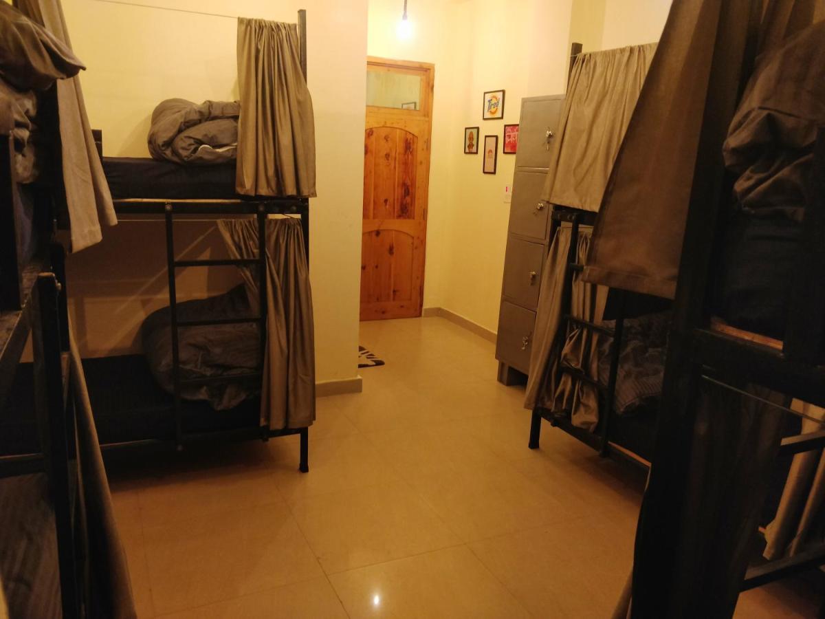 Perkup Hostel Kasol Kültér fotó