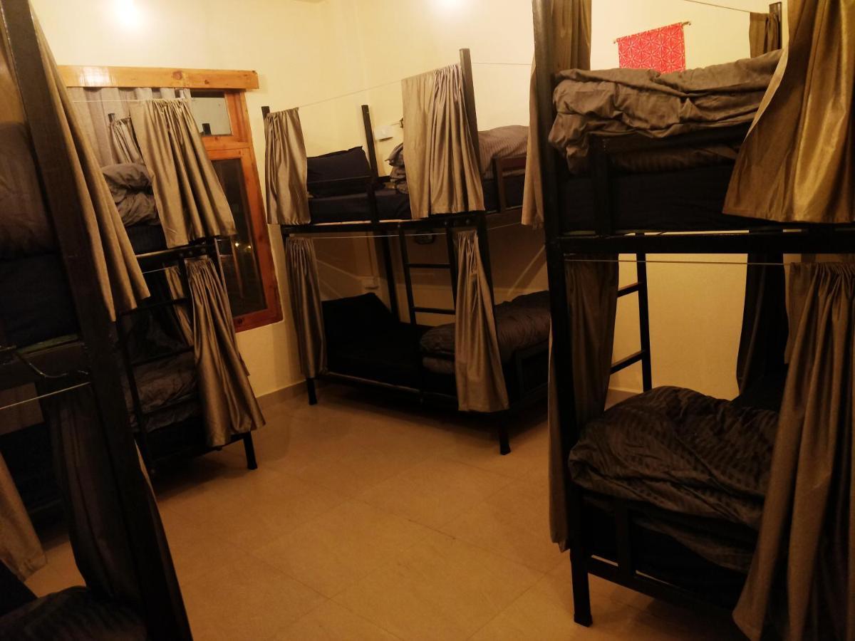 Perkup Hostel Kasol Kültér fotó