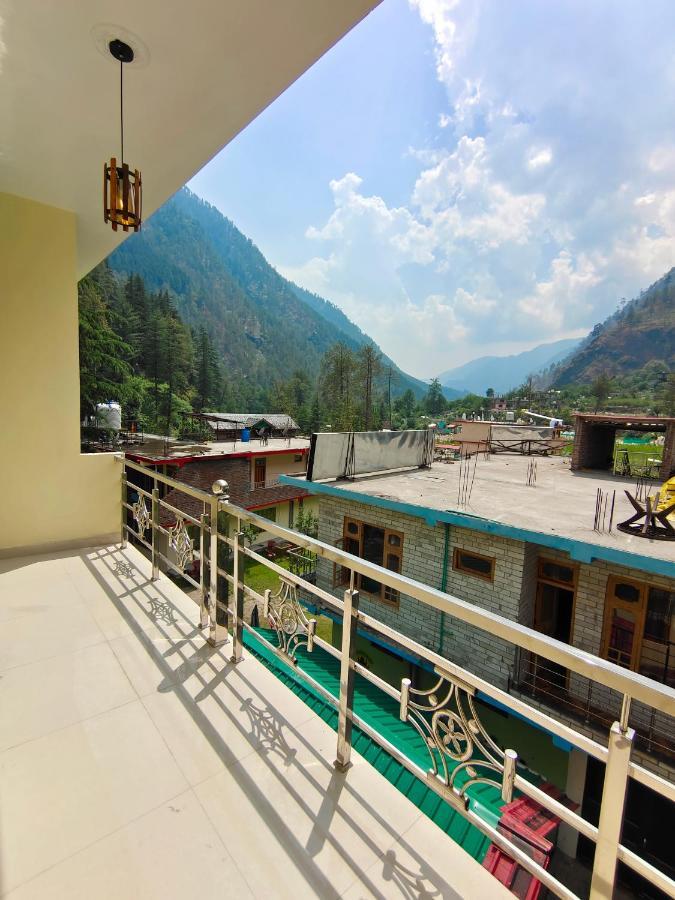 Perkup Hostel Kasol Kültér fotó