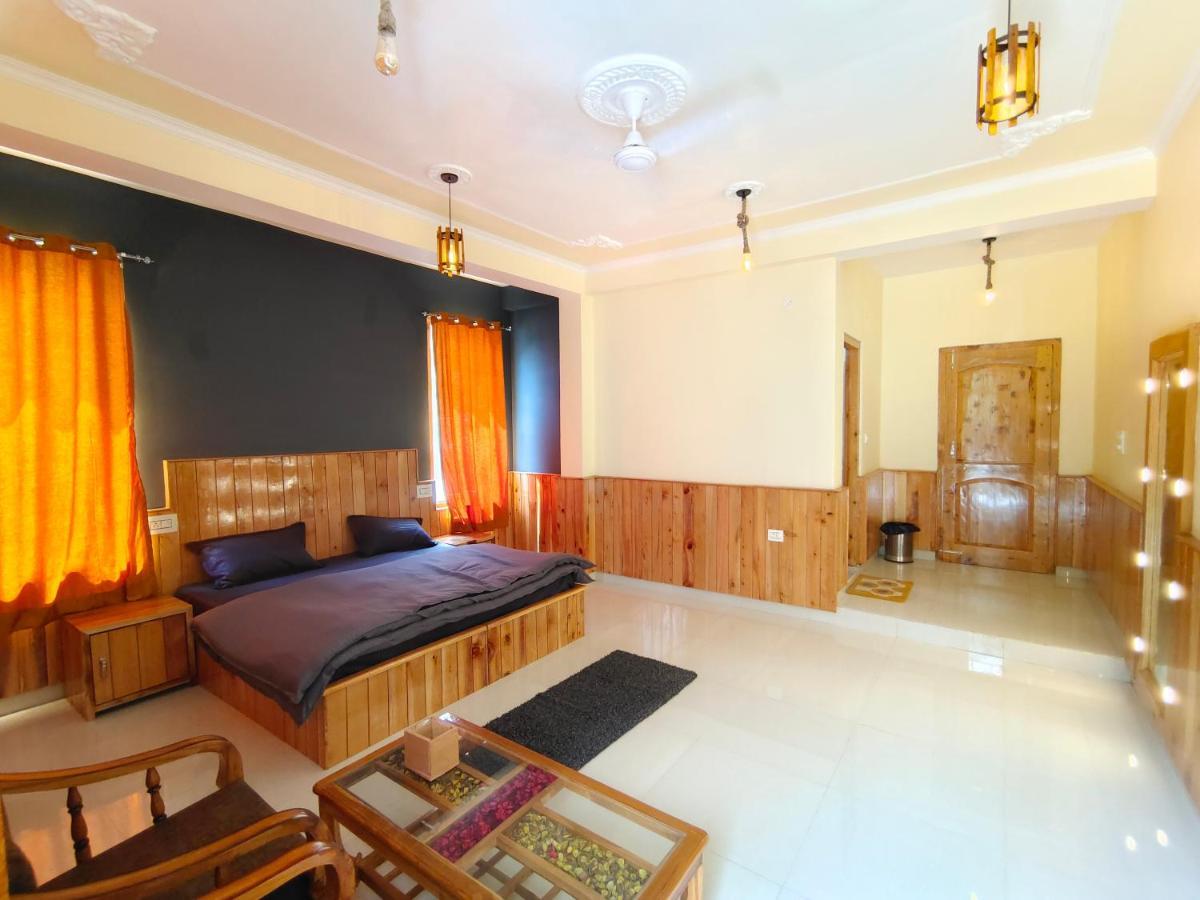 Perkup Hostel Kasol Kültér fotó