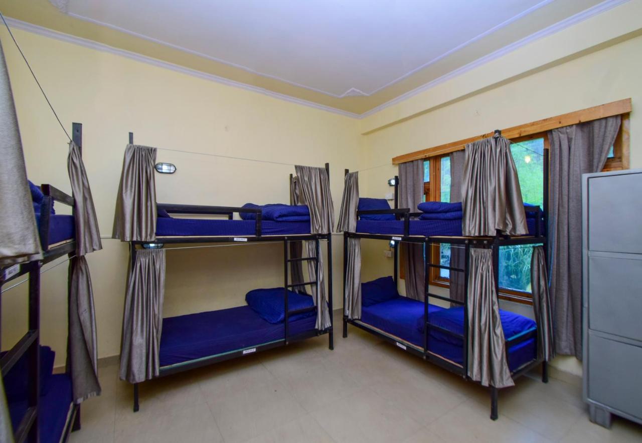 Perkup Hostel Kasol Kültér fotó