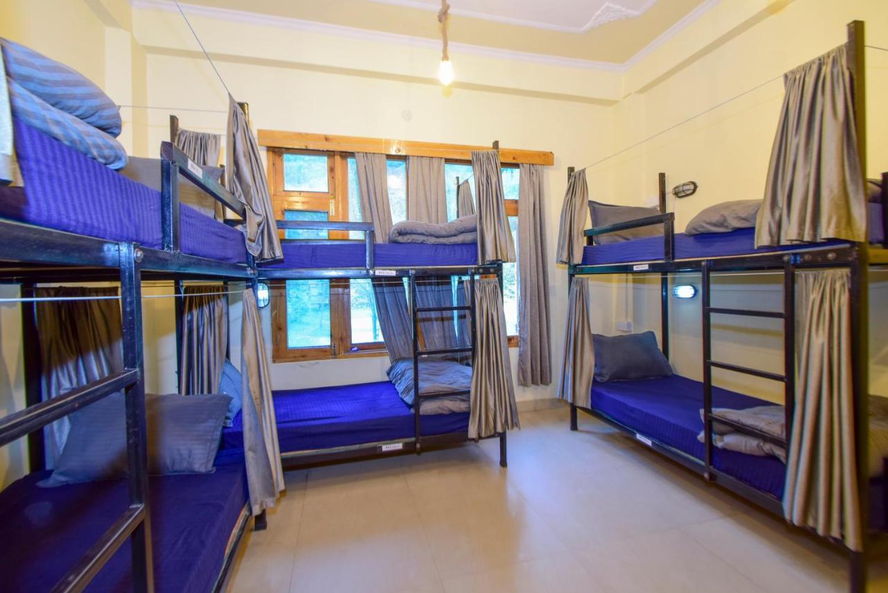 Perkup Hostel Kasol Kültér fotó