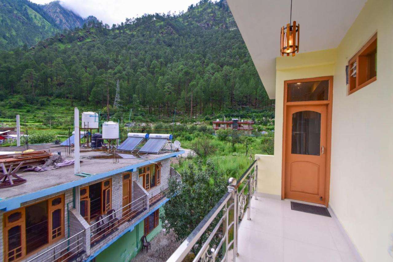 Perkup Hostel Kasol Kültér fotó